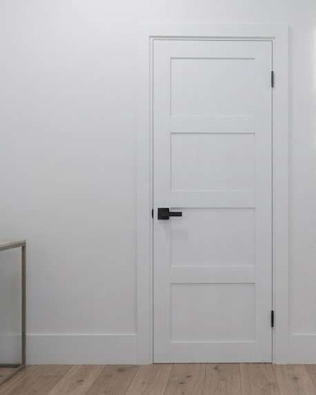 Thessaloniki XV4-01 Solid Core Interior Door - Image 3